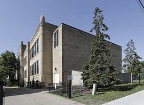 Madison Apartments in Minneapolis, MN - Building Photo - Building Photo