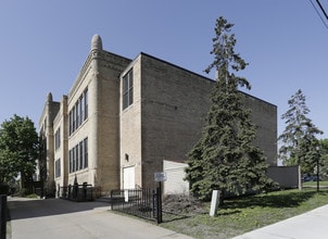 Madison Apartments in Minneapolis, MN - Foto de edificio - Building Photo