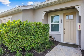 4687 Arboretum Cir, Unit 203 in Naples, FL - Building Photo - Building Photo