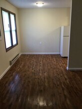 107 N East St in Calhoun, MO - Building Photo - Building Photo