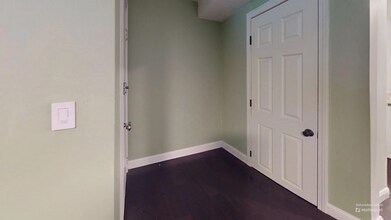 31 Westgate Rd, Unit 1 in Boston College, MA - Building Photo - Building Photo