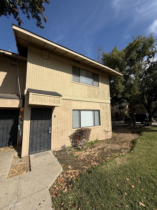 property at 1808 Colorado Ave