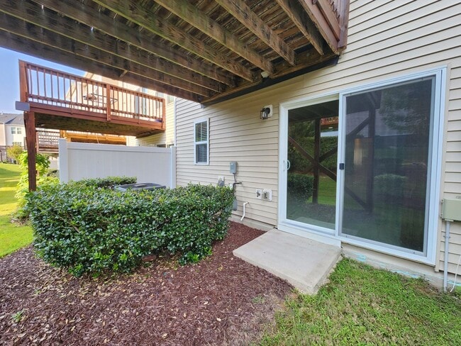 713 Suffield Way in Cary, NC - Building Photo - Building Photo