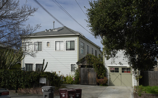 1212 62nd St in Oakland, CA - Building Photo - Building Photo