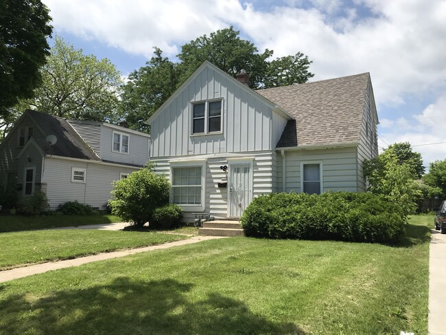 property at 5243 N 49th St