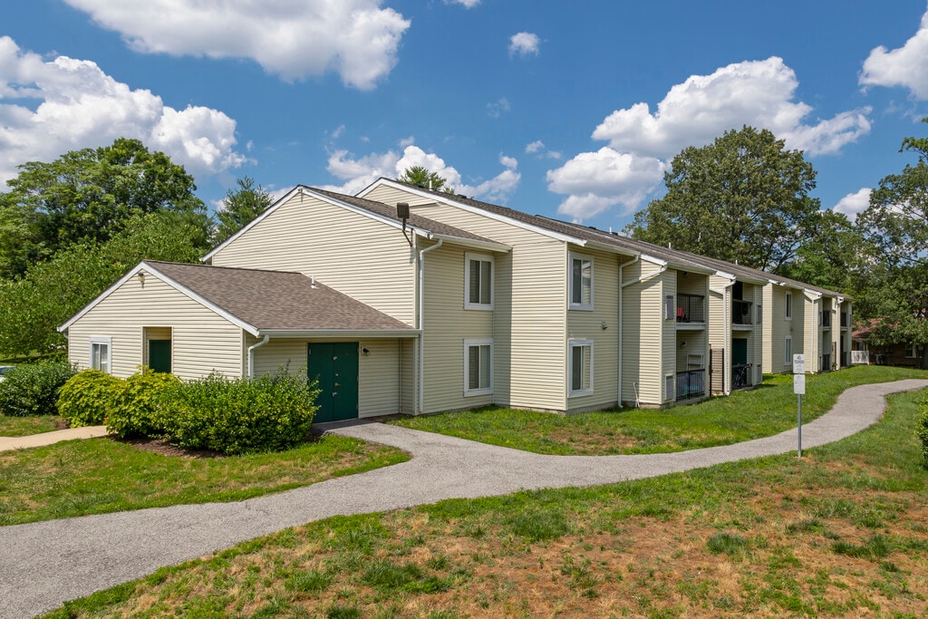 Smallwood Gardens Waldorf, MD Apartments