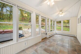 87B Cottage Rd in Montville, CT - Building Photo - Building Photo