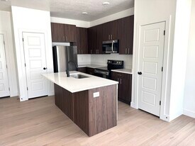 Slatewood Townhomes in Tooele, UT - Building Photo