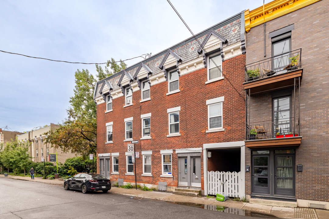 1662-1674 De La Visitation Rue in Montréal, QC - Building Photo