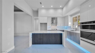 1029 NW 35th Pl in Cape Coral, FL - Building Photo - Building Photo