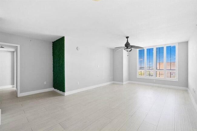610 W Las Olas Blvd in Fort Lauderdale, FL - Building Photo - Building Photo