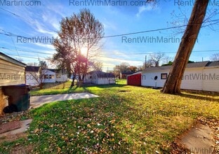 1733 Seneca Ave in Waterloo, IA - Building Photo - Building Photo