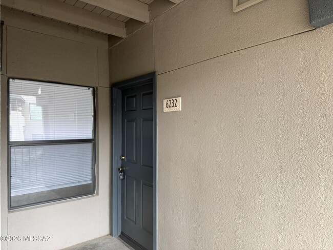 5800 N Kolb Rd in Tucson, AZ - Building Photo - Building Photo