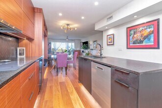 14767 Seminole Trail in Seminole, FL - Foto de edificio - Building Photo