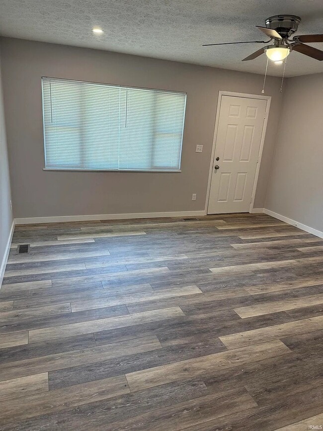 3312 N Stoneycrest Rd in Bloomington, IN - Building Photo - Building Photo