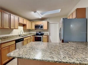 8025 Excalibur Ct in Orlando, FL - Building Photo - Building Photo