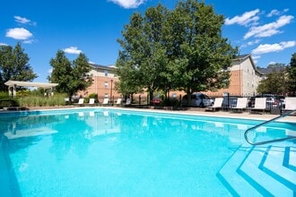 The Residences At Breckenridge in Hilliard, OH - Foto de edificio - Building Photo