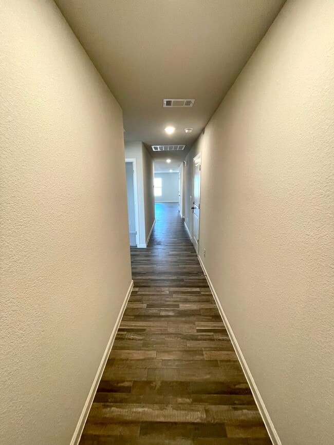 3467 E Ames Ave in Kingman, AZ - Building Photo - Building Photo