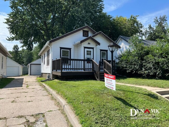 1917 S Duluth Ave in Sioux Falls, SD - Building Photo - Building Photo