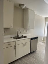9401 Thistlewood Ct in Bakersfield, CA - Building Photo - Building Photo