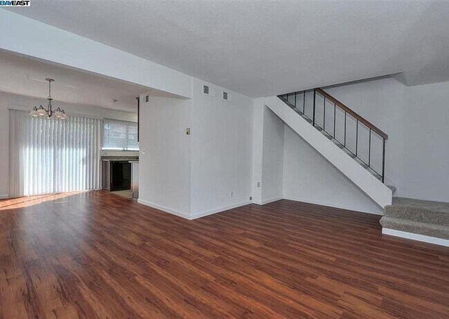 38016 Dover Common in Fremont, CA - Building Photo - Building Photo