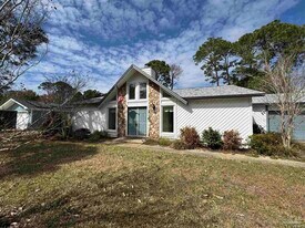 2582 Amberjack Ct in Pensacola, FL - Building Photo