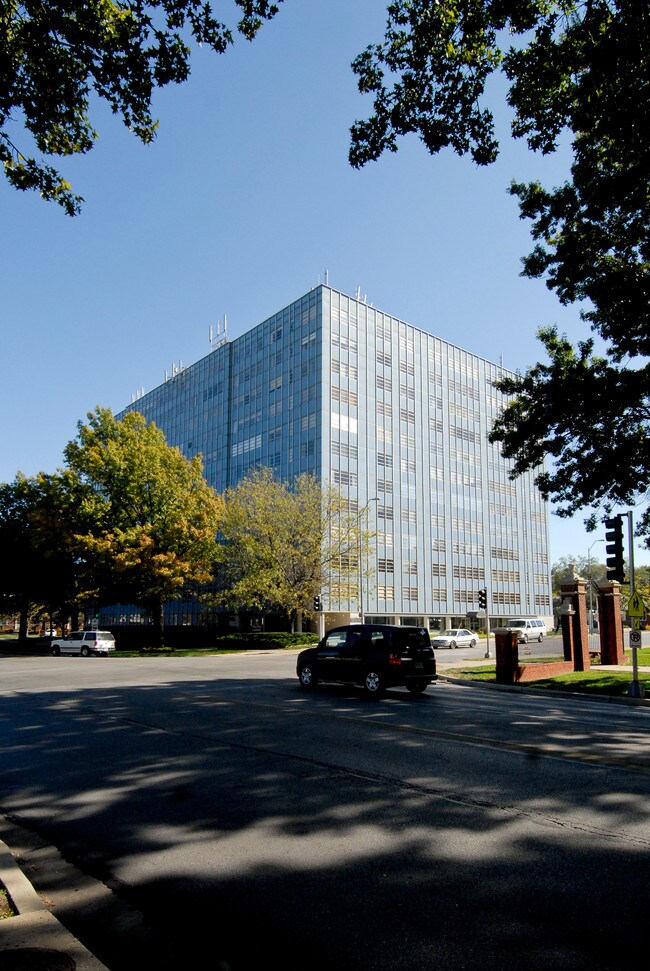 333 W Meyer Blvd Apartments Kansas City, MO Apartments For Rent