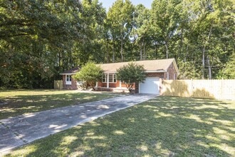 1725 Cheltenham Ln in Columbia, SC - Building Photo - Building Photo