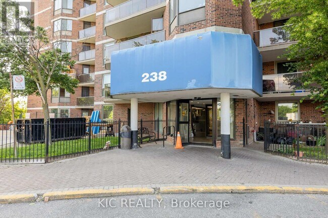 238-1238 Albion Rd in Toronto, ON - Building Photo - Building Photo