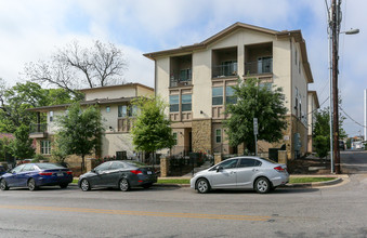 30th Street Townhomes in Austin, TX - Building Photo - Building Photo