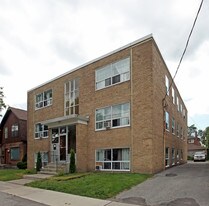 135 Sammon Ave in Toronto, ON - Building Photo