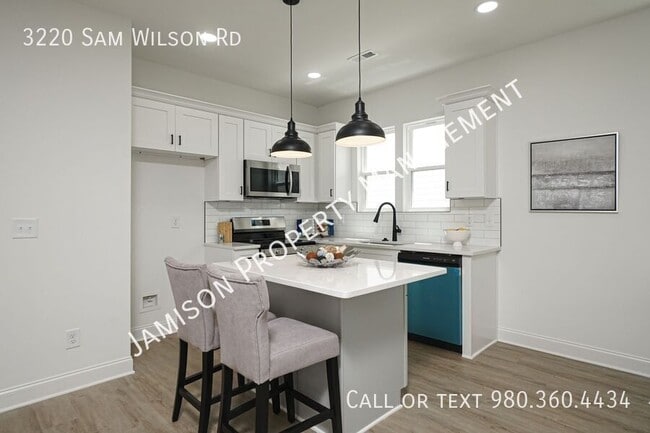 3220 Sam Wilson Rd in Charlotte, NC - Building Photo - Building Photo