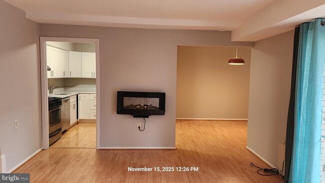 14414 Parkvale Rd in Rockville, MD - Building Photo - Building Photo
