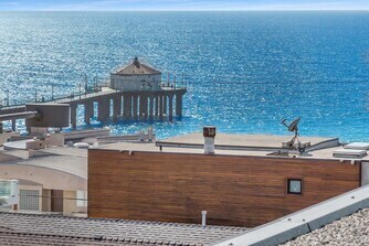 1310 Manhattan Ave in Manhattan Beach, CA - Building Photo