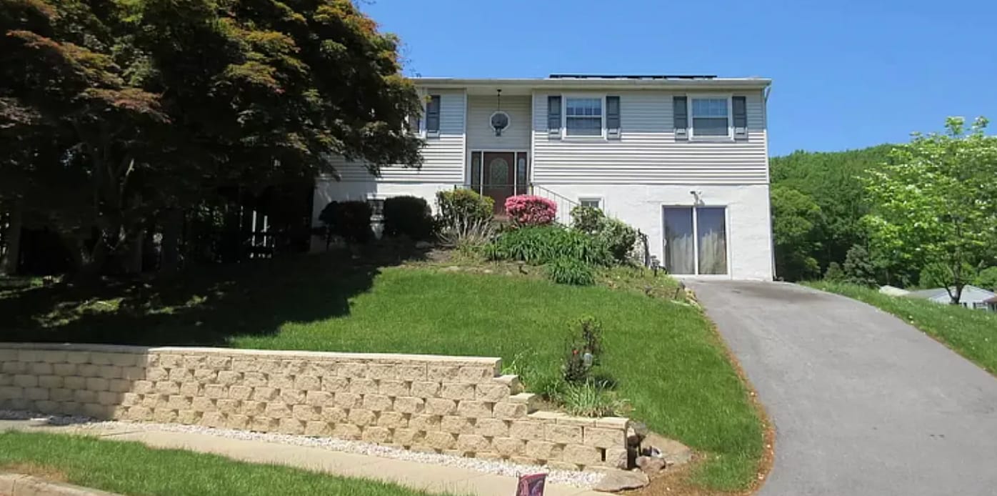113 Glen Ridge Dr in Downingtown, PA - Building Photo