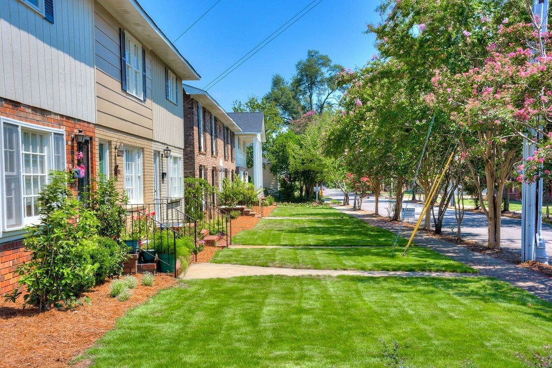 Summerville Campus Apartments-Student Housing in Augusta, GA - Building Photo