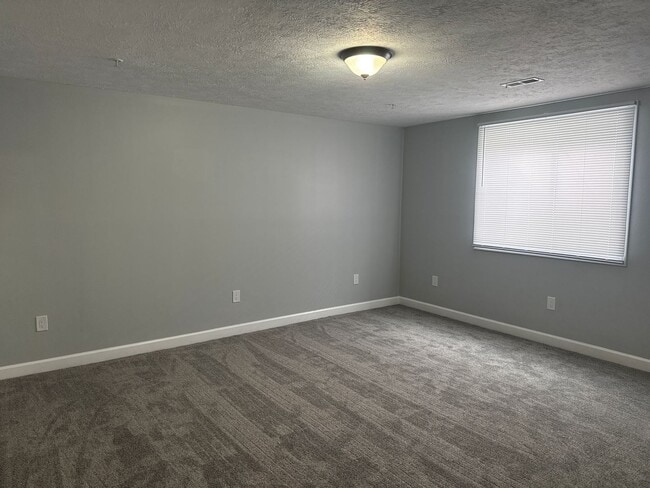 620 Garvey Ln in Chatham, IL - Building Photo - Building Photo