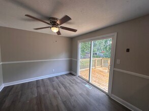 11315 Nez Perce Way in Louisville, KY - Building Photo - Building Photo