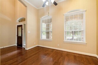 214 Pinto Point Dr in The Woodlands, TX - Foto de edificio - Building Photo