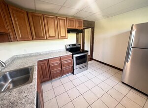 18 Chestnut Dr, Unit 102 in Topsham, ME - Building Photo - Building Photo