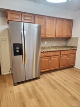 147 Congers Rd in New City, NY - Building Photo - Building Photo