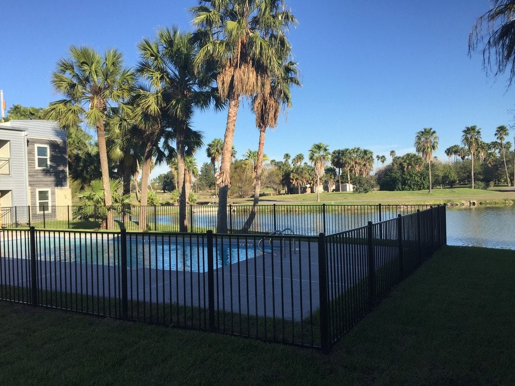 Wild Rose Villas Apartments in Brownsville, TX