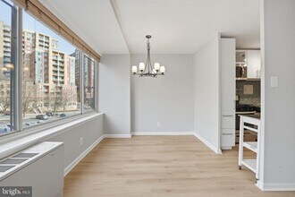 1210 N Taft St in Arlington, VA - Building Photo - Building Photo