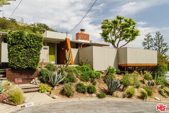 9081 Wonderland Park Ave in Los Angeles, CA - Building Photo - Building Photo