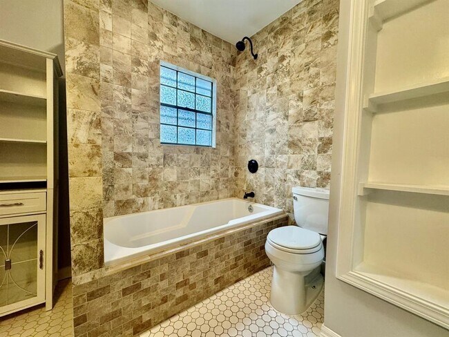 1833 Colquitt St in Houston, TX - Building Photo - Building Photo