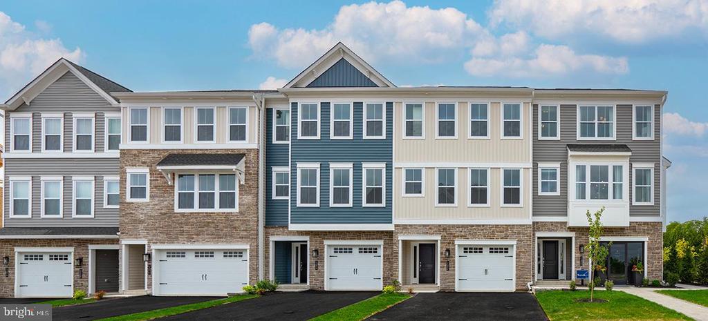 418 Sydney Ln in Lansdale, PA - Foto de edificio