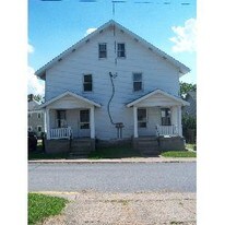 672 Washington St Apartments