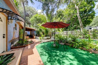 1760 NE 144th St in Miami, FL - Building Photo - Building Photo