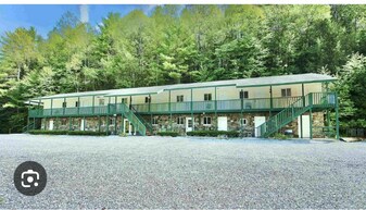 45 Gage Rd in Lake George, NY - Building Photo