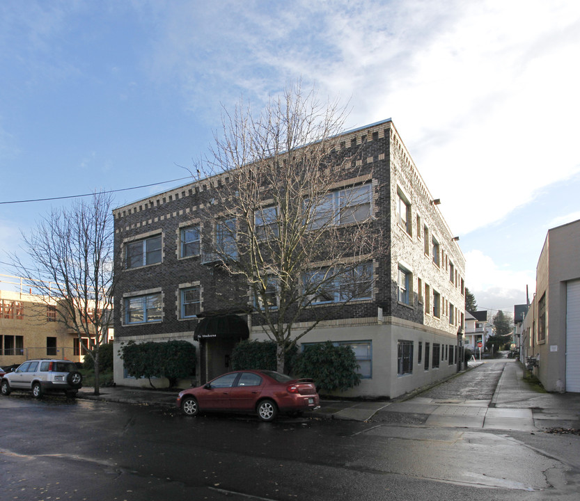 Waukeena Apartments in Portland, OR - Foto de edificio